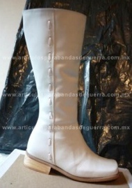 Bota para escolta en piel